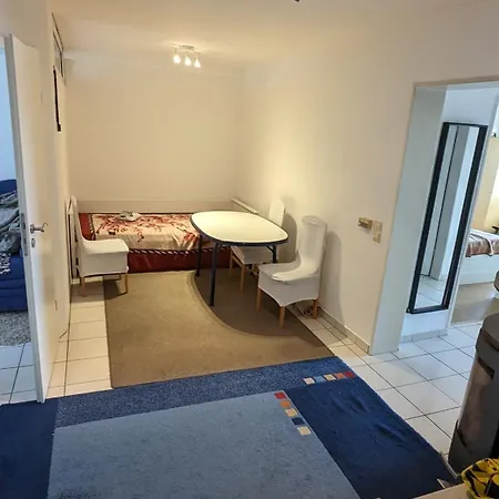 Schoene 4-zimmer In Bis Zu 6 Personen *